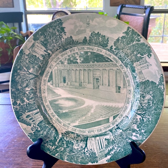 3 Wedgwood Diamond Jubilee University of California 1868-1943 Dinner Plates - Picture 10 of 13
